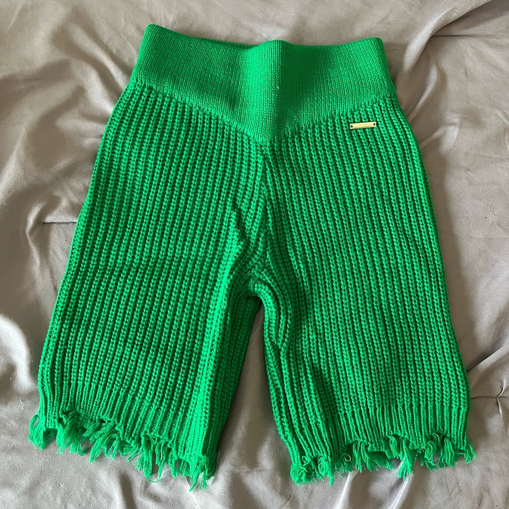 Maniere de Voir - Distressed shorts (Green)